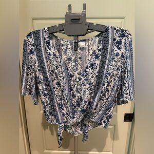 Blue & White Floral Tie-Front Women's Top
